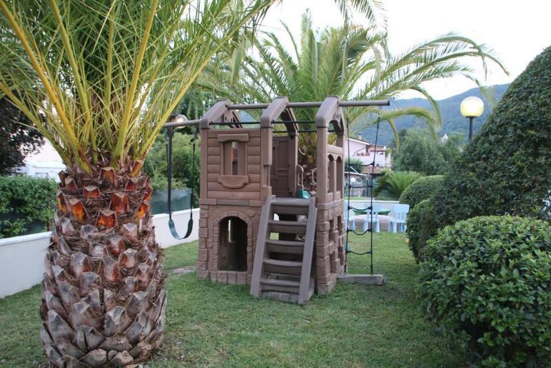 River Park Hotel Амеля Екстериор снимка