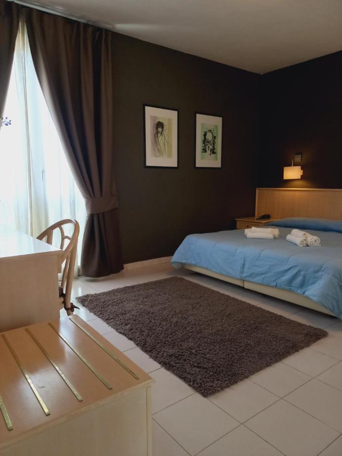 River Park Hotel Амеля Екстериор снимка