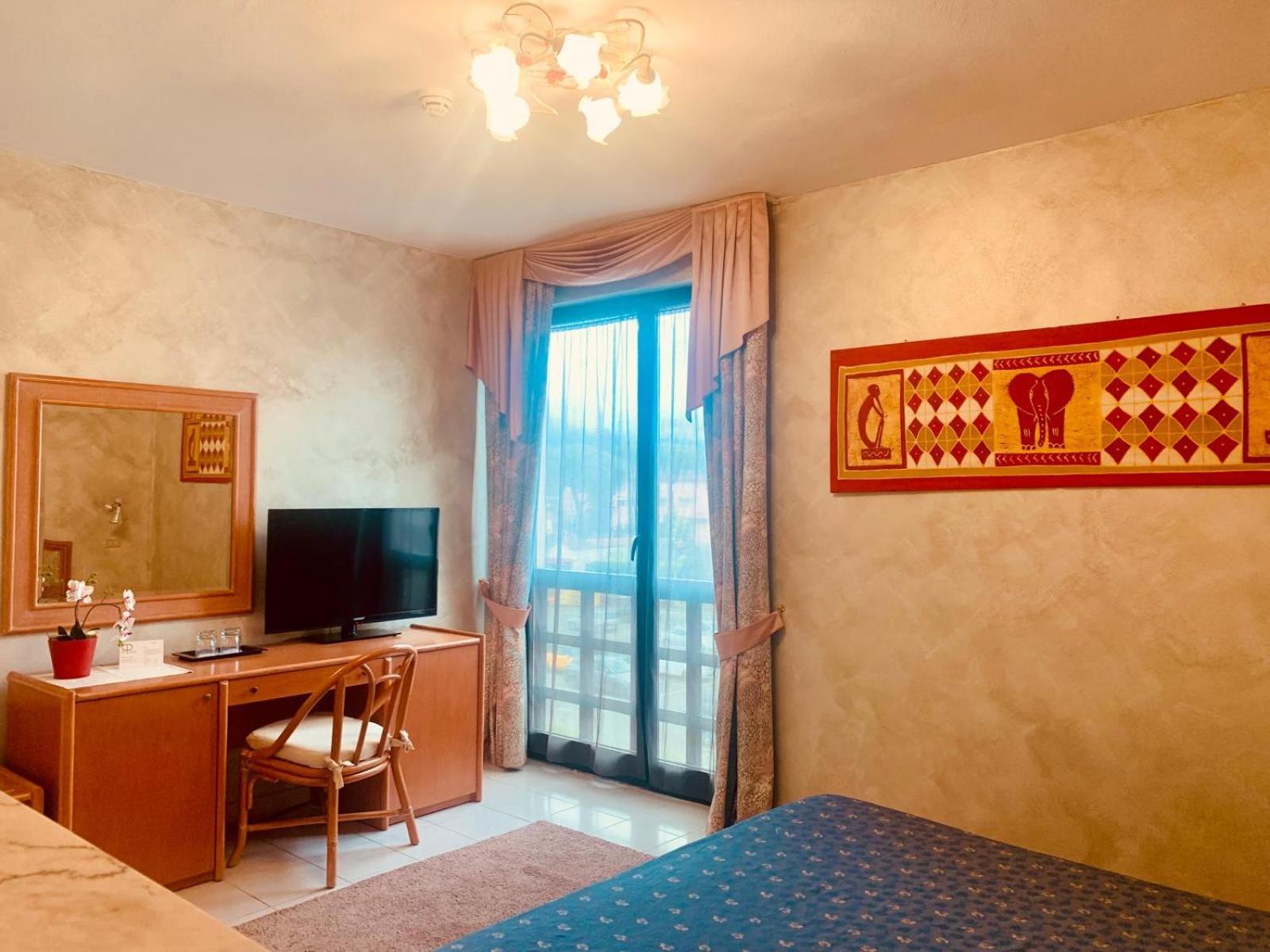 River Park Hotel Амеля Екстериор снимка